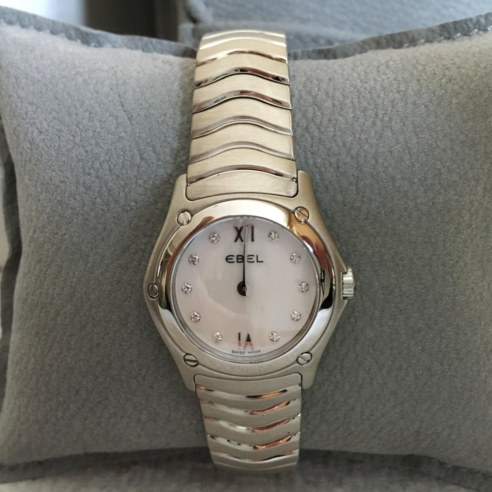 Ebel Classic Wave Ladies Quartz Watch